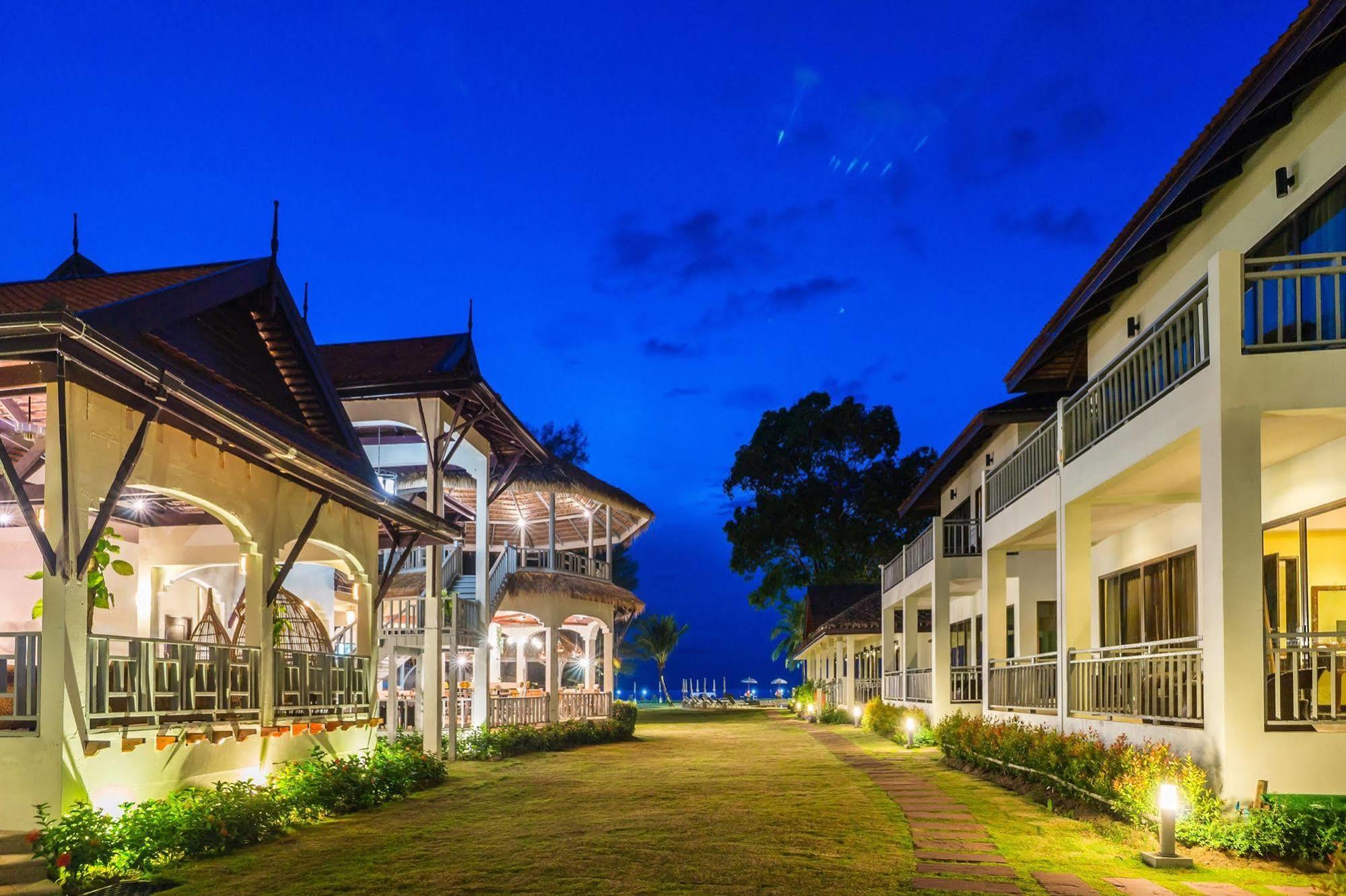 Hive Khaolak Beach Resort (Adults Only) Khao Lak Exterior photo