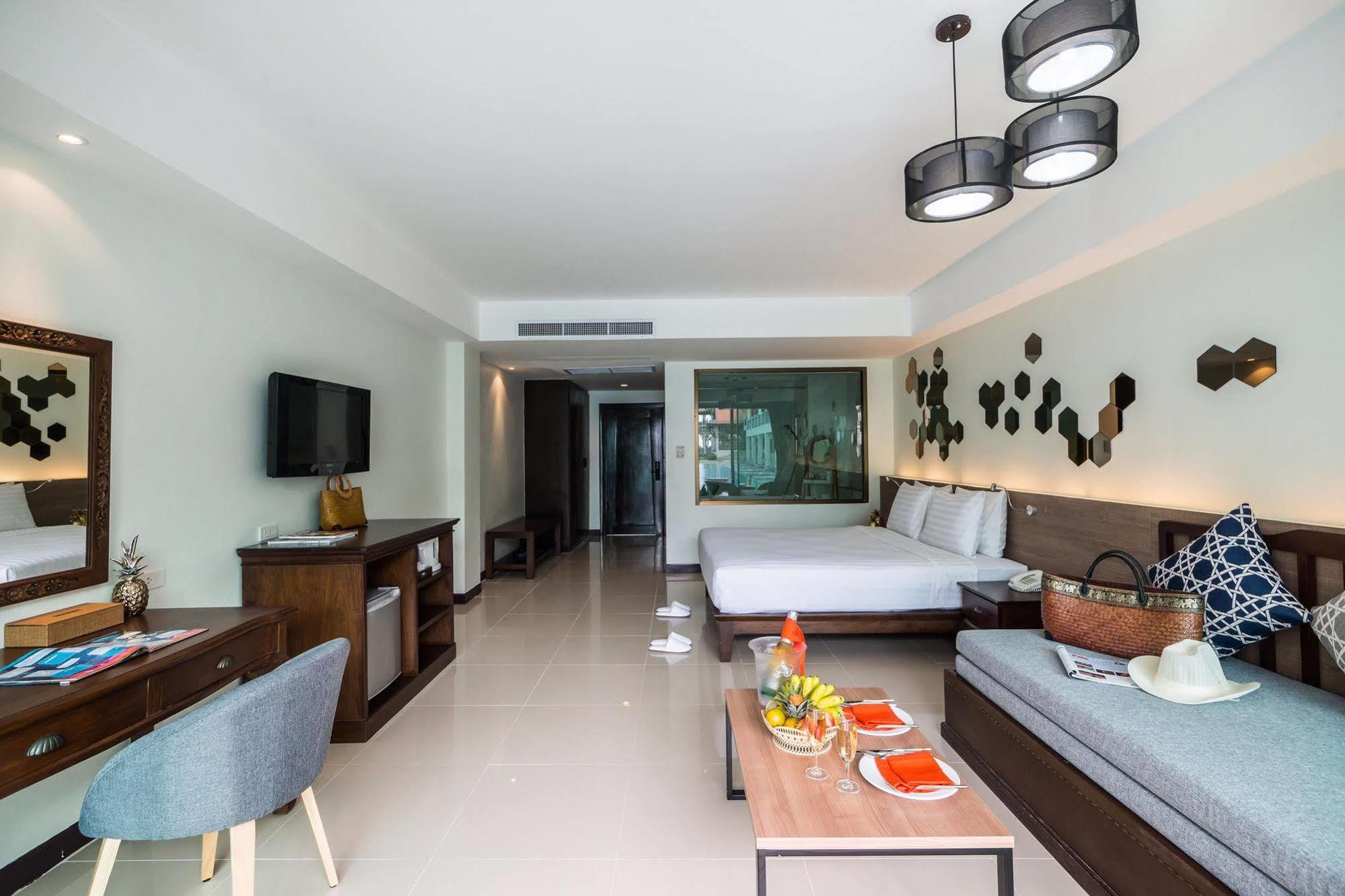 Hive Khaolak Beach Resort (Adults Only) Khao Lak Exterior photo